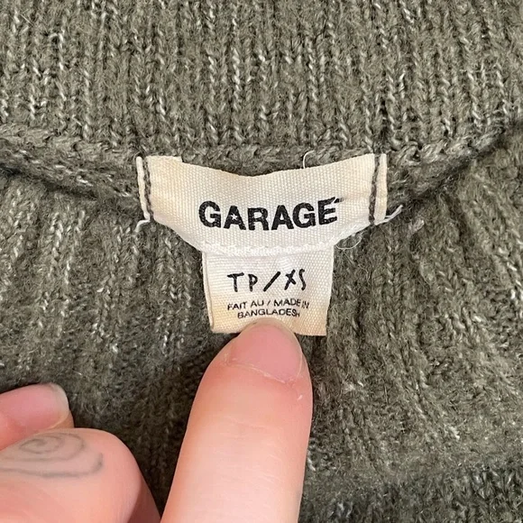 Garage Green Crew Neck Sweater with Ribbed Texture Essential Basic Work Casual - Picture 12 of 14